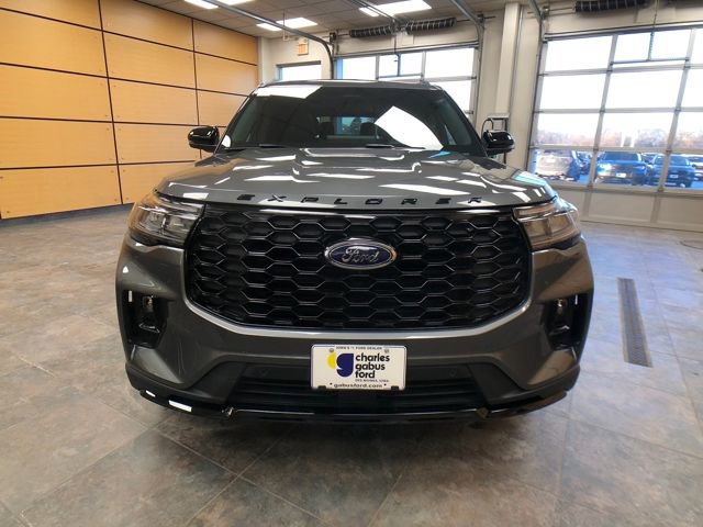 New 2026 Ford Explorer ST-Line image 2