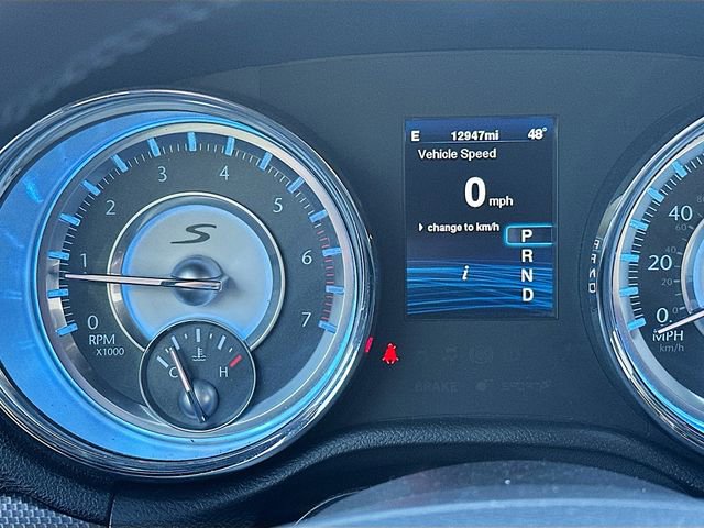 Used 2012 Chrysler 300 S RWD image 13