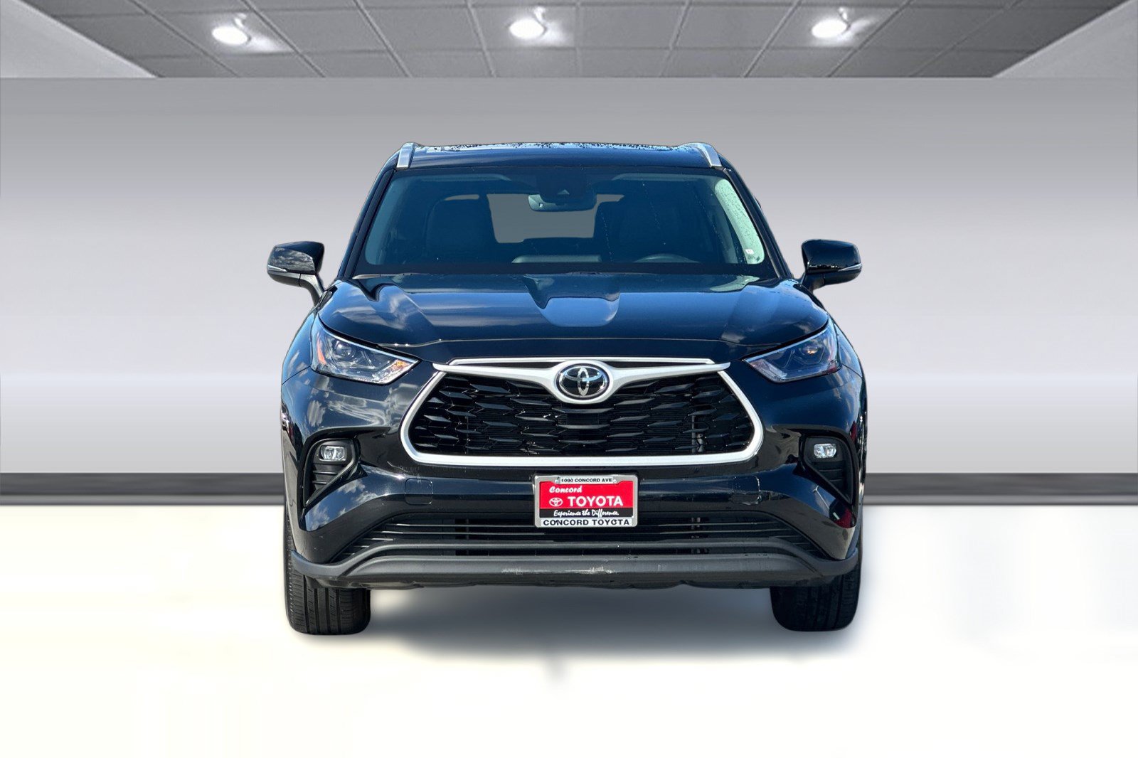 Used 2026 Toyota Highlander XLE AWD/4WD image 5