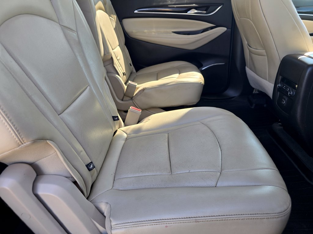 Used 2019 Buick Enclave Essence AWD/4WD image 19