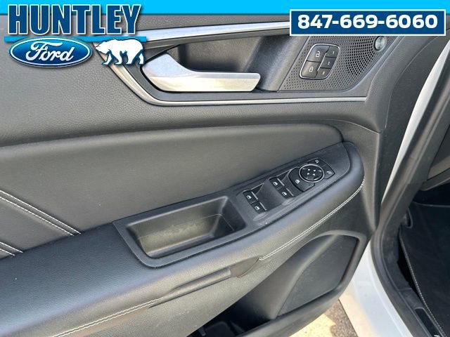 Used 2022 Ford Edge ST w/ Equipment Group 401A AWD/4WD image 19