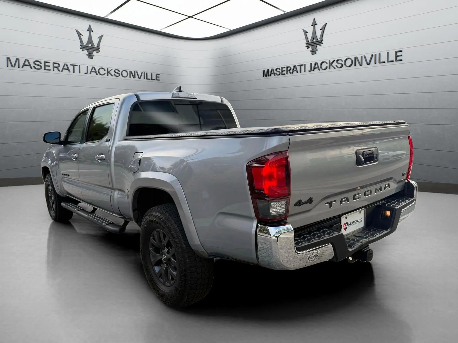 Used 2020 Toyota Tacoma SR5 image 10