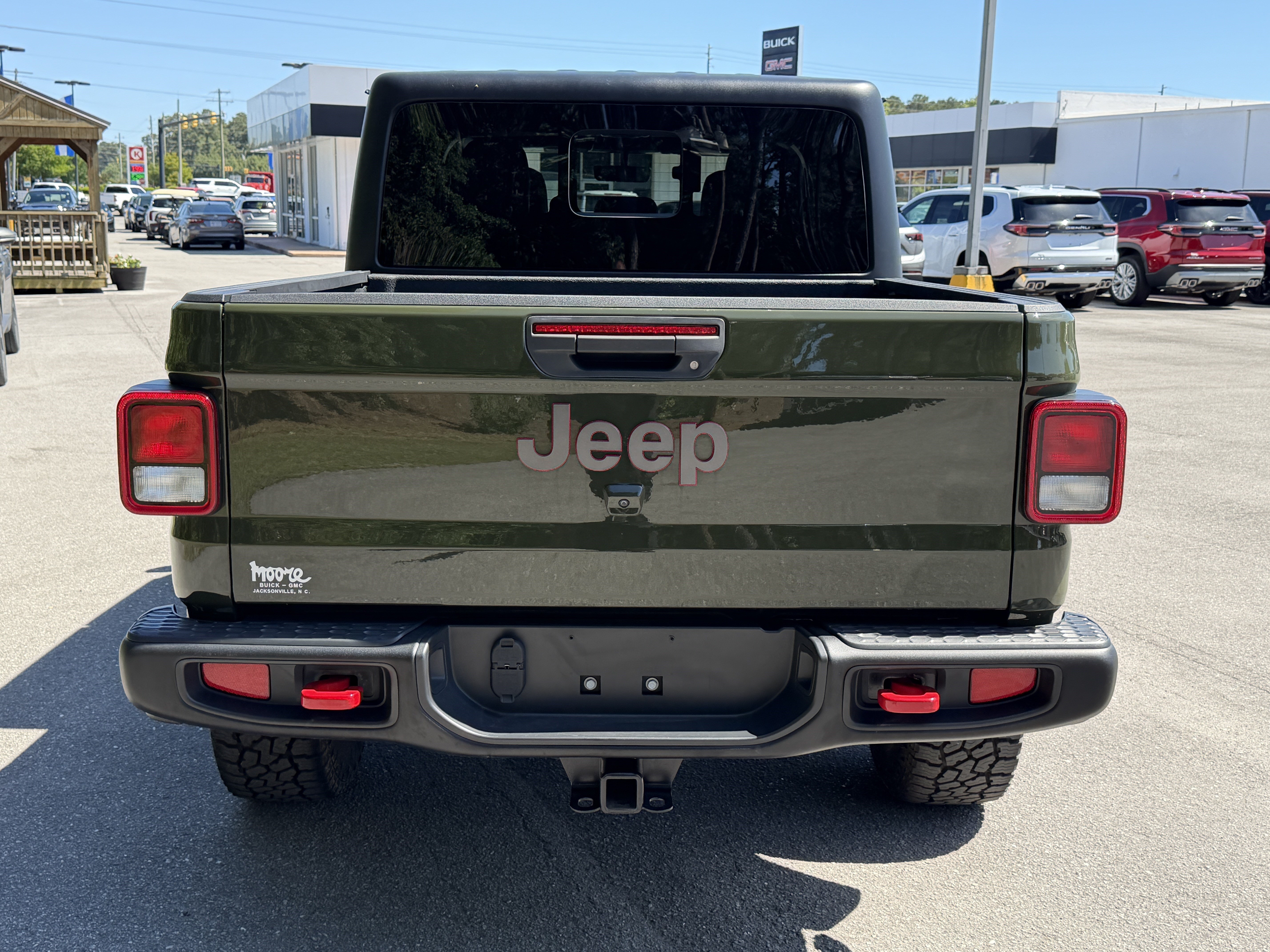 Used 2023 Jeep Gladiator Rubicon w/ Cold Weather Group AWD/4WD image 9