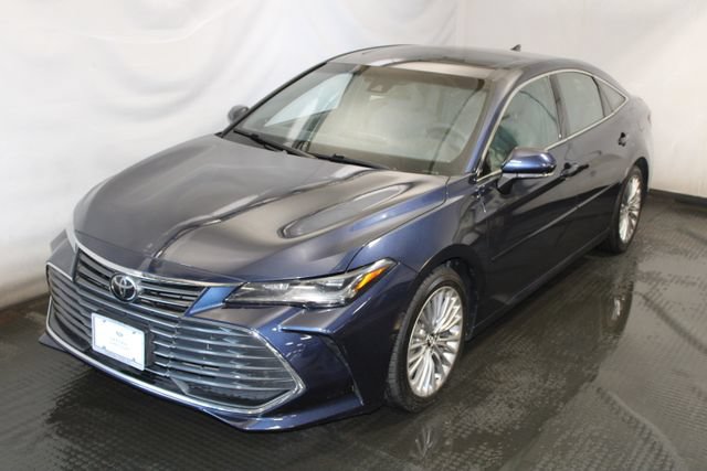 Used 2019 Toyota Avalon Limited w/ All Weather Liner Package
