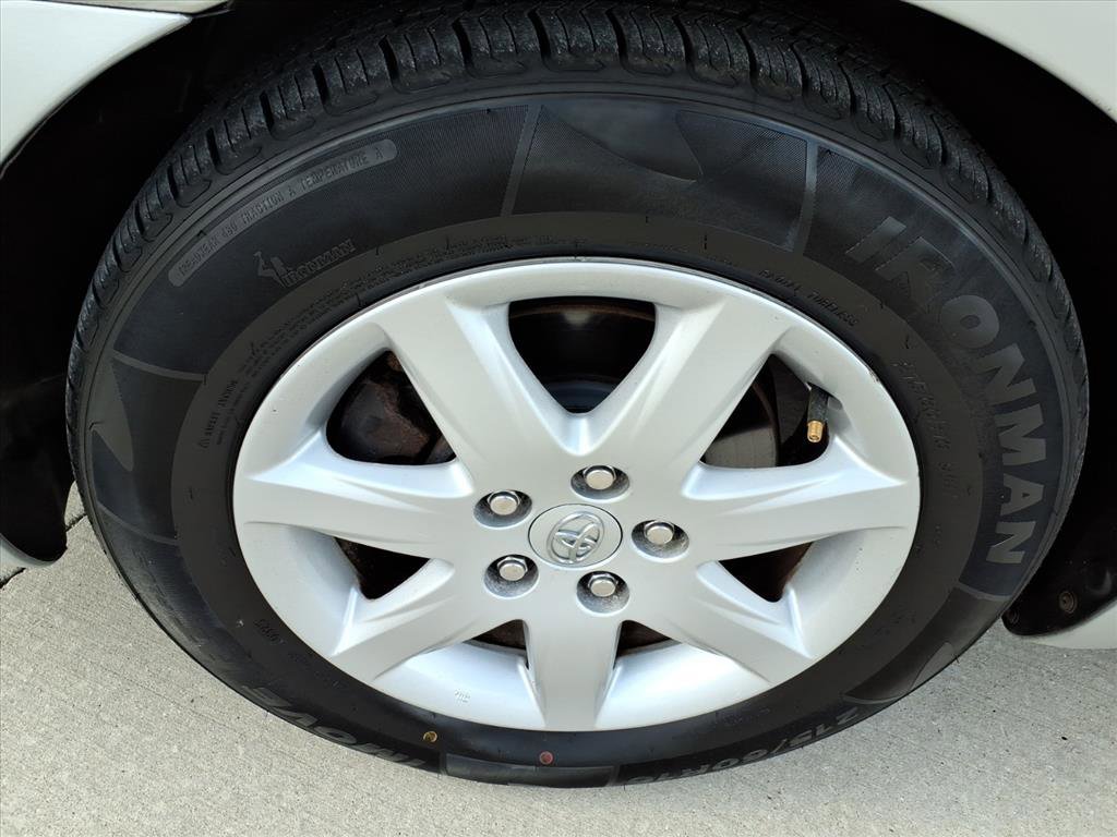 Used 2006 Toyota Avalon Limited image 5