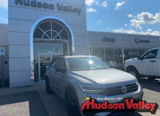 Used 2023 Volkswagen Tiguan SE R-Line