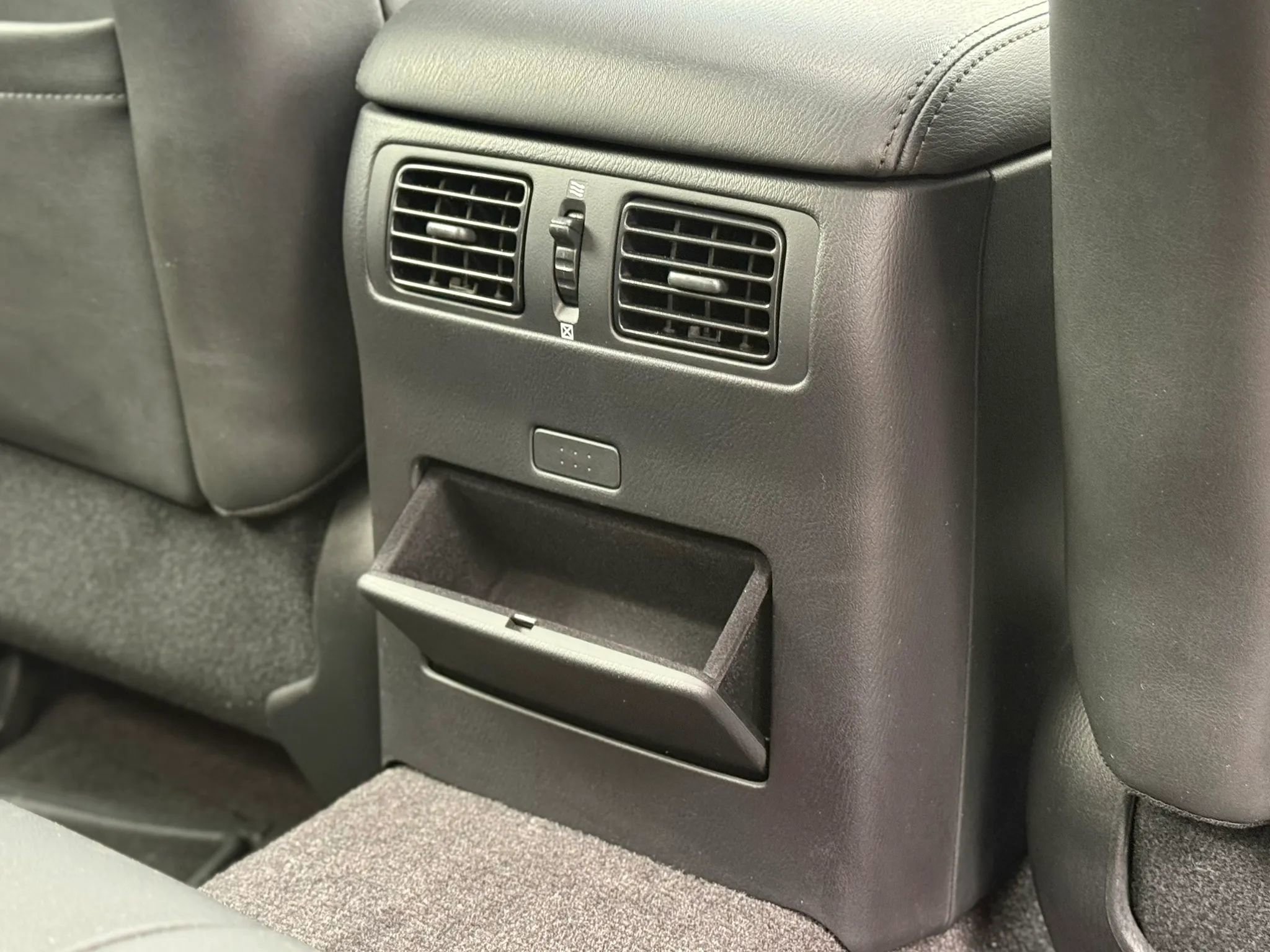 Used 2015 INFINITI Q70 3.7 image 27