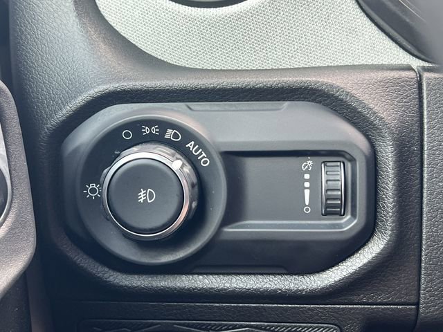 Used 2024 Jeep Wrangler Unlimited Sport AWD/4WD image 21