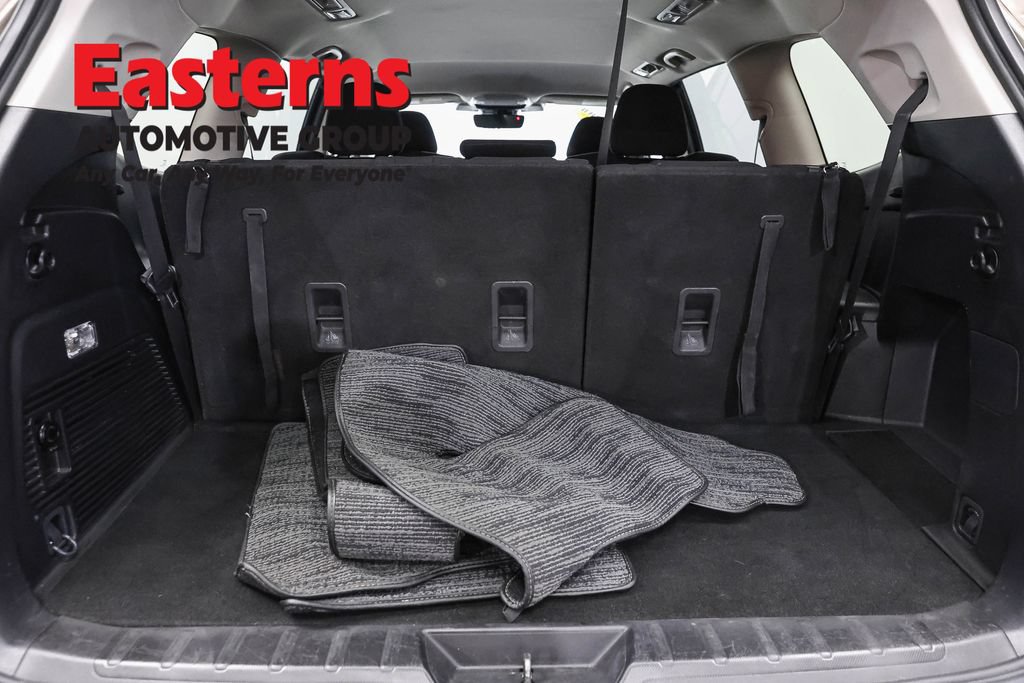 Used 2023 Subaru Ascent Premium w/ Convenience Package AWD/4WD image 11