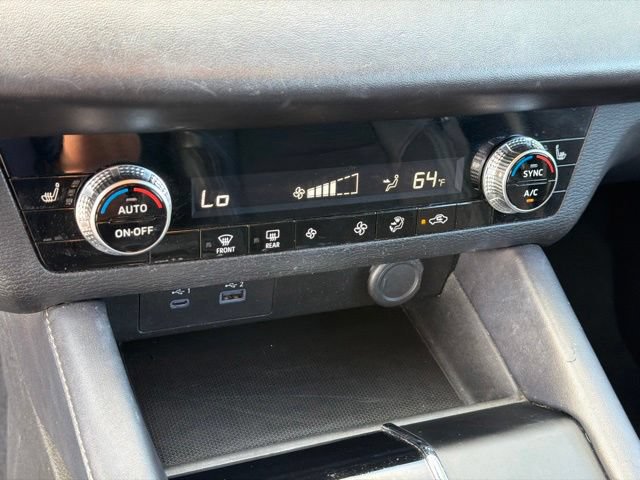 Used 2023 Mitsubishi Outlander SE FWD image 28