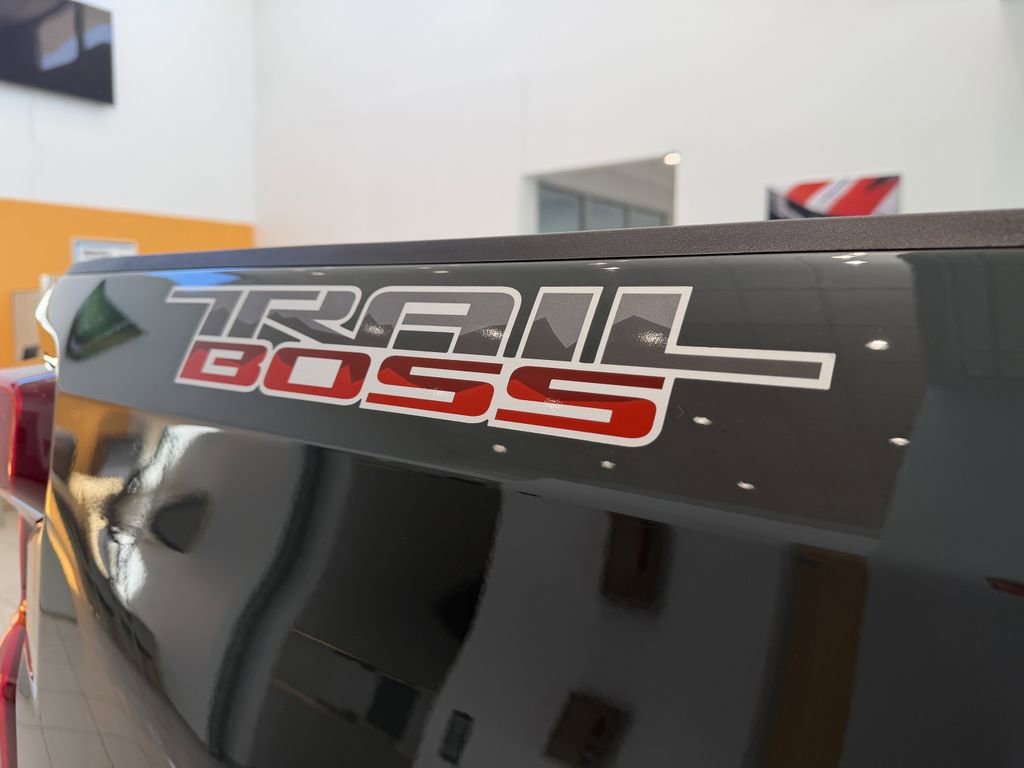 New 2026 Chevrolet Silverado 1500 LT Trail Boss w/ Safety Package image 9