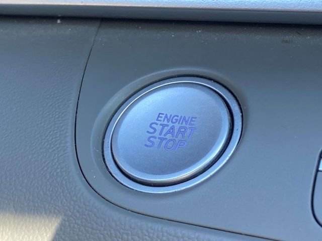 Certified 2024 Hyundai Elantra SEL w/ Convenience Package image 28