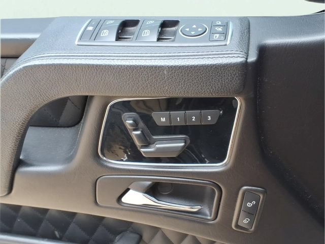 Used 2016 Mercedes-Benz G 63 AMG 4MATIC image 19