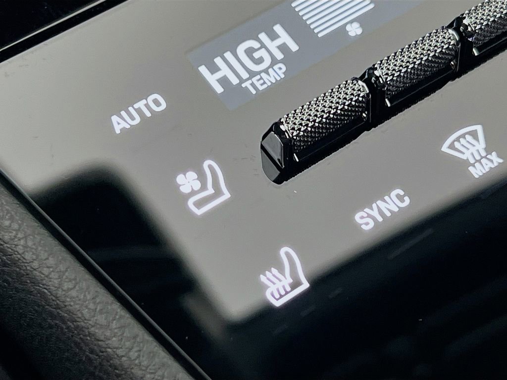 New 2026 Porsche Cayenne image 23