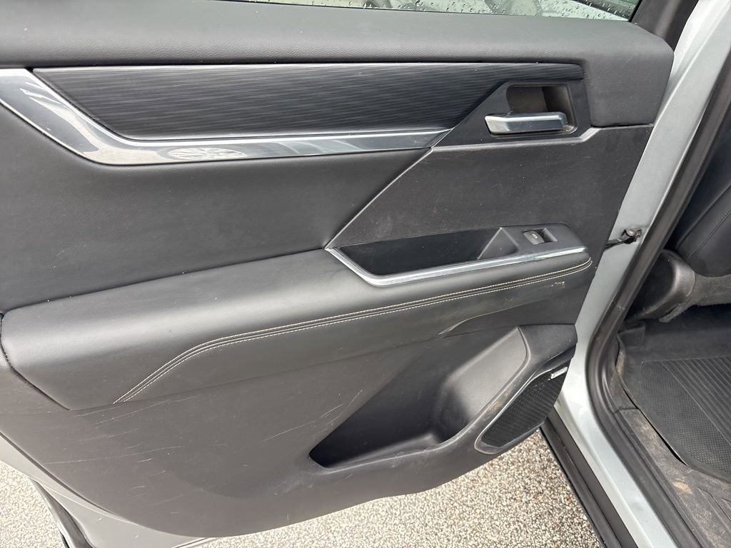 Certified 2024 GMC Acadia Elevation w/ Luxury Package image 17