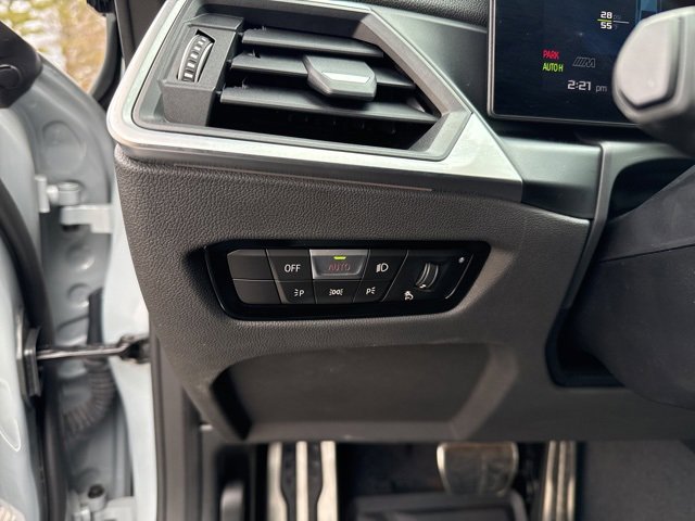 Used 2023 BMW M2 image 16