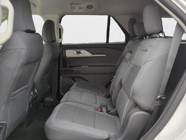 New 2025 Ford Explorer Active image 16