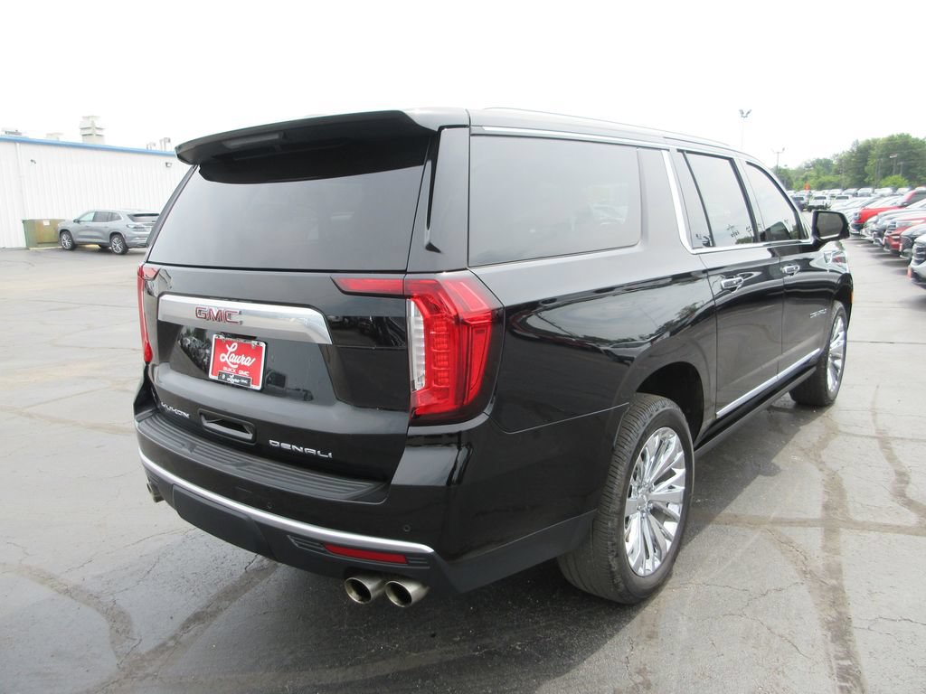 Certified 2021 GMC Yukon XL Denali w/ Denali Premium Package AWD/4WD image 7