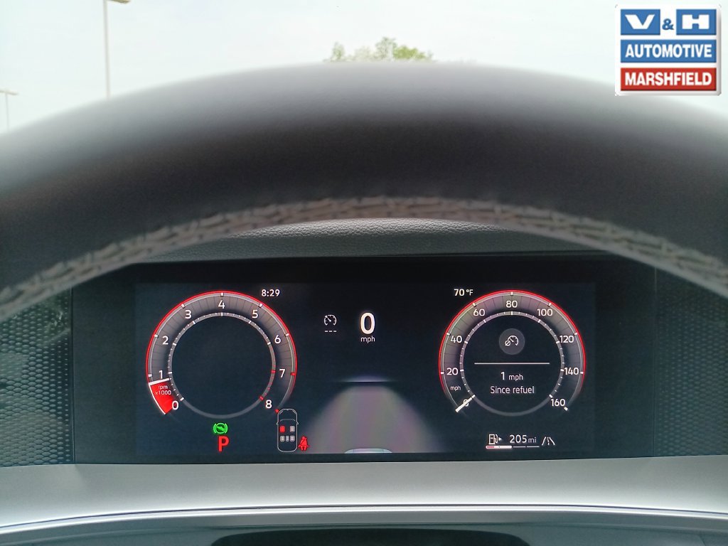 Used 2026 Volkswagen Tiguan SE AWD/4WD image 6