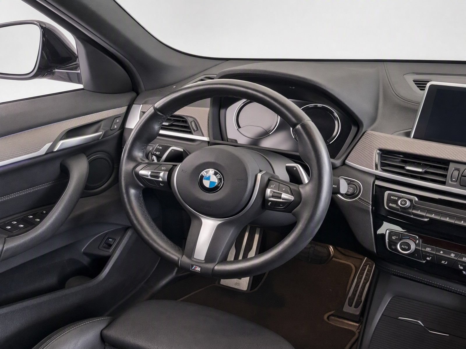 Used 2022 BMW X2 sDrive28i w/ Edition Package FWD image 20
