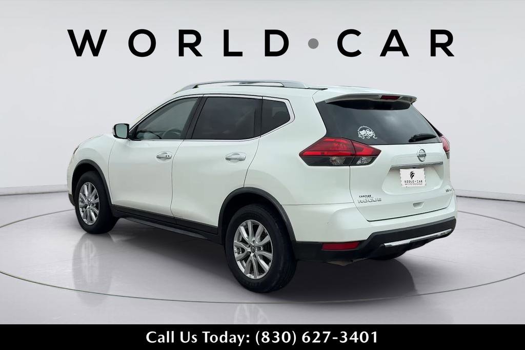 Used 2017 Nissan Rogue SV AWD/4WD image 5