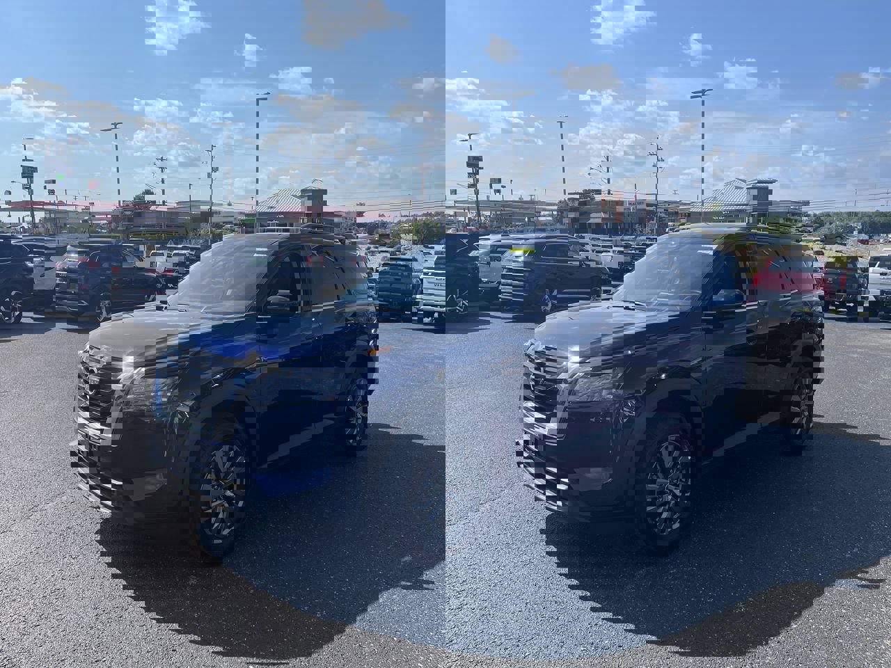Used 2025 Nissan Pathfinder SV