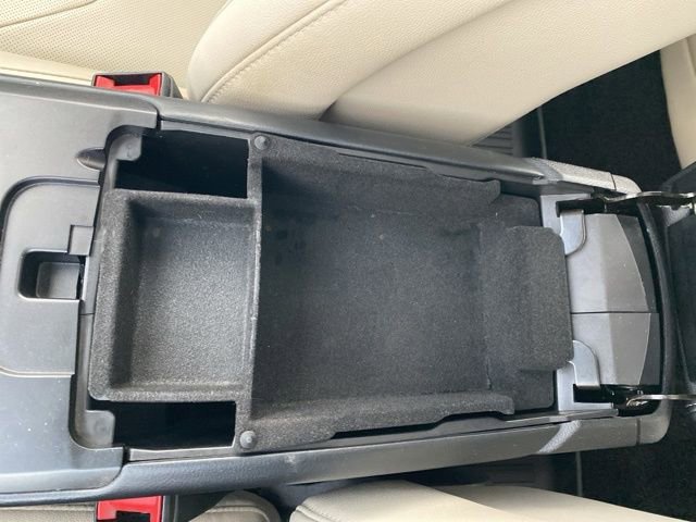 Used 2018 Ford Fusion Titanium image 34