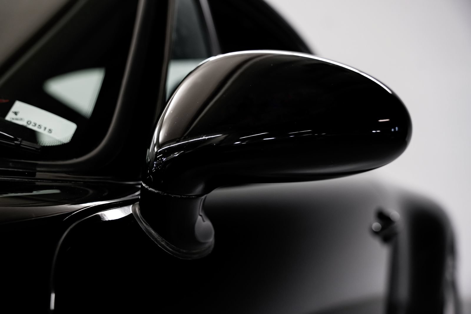 Used 1995 Porsche 911 Carrera RWD image 33
