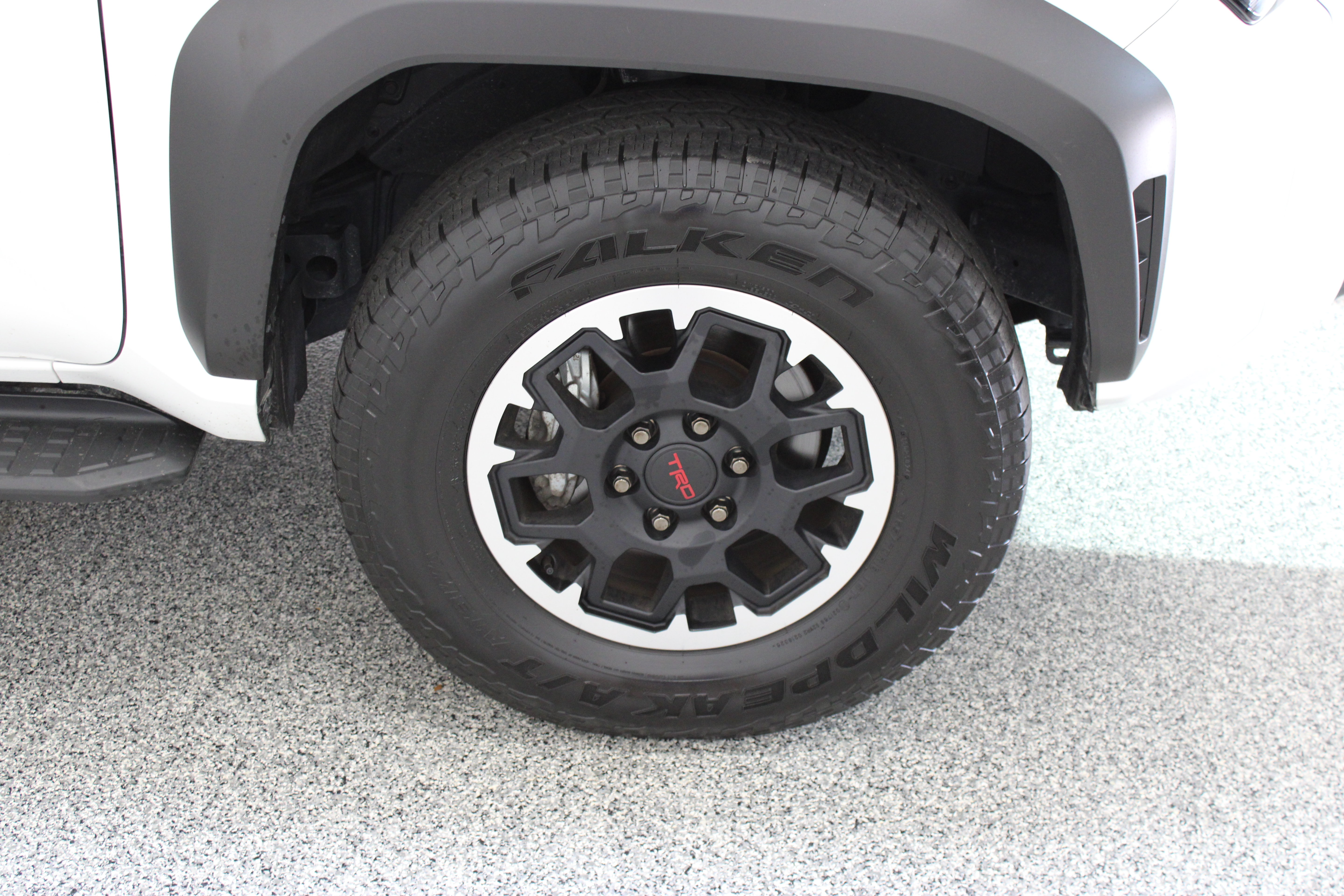 Used 2025 Toyota 4Runner TRD Off-Road Premium w/ Tow Technology Package AWD/4WD image 5