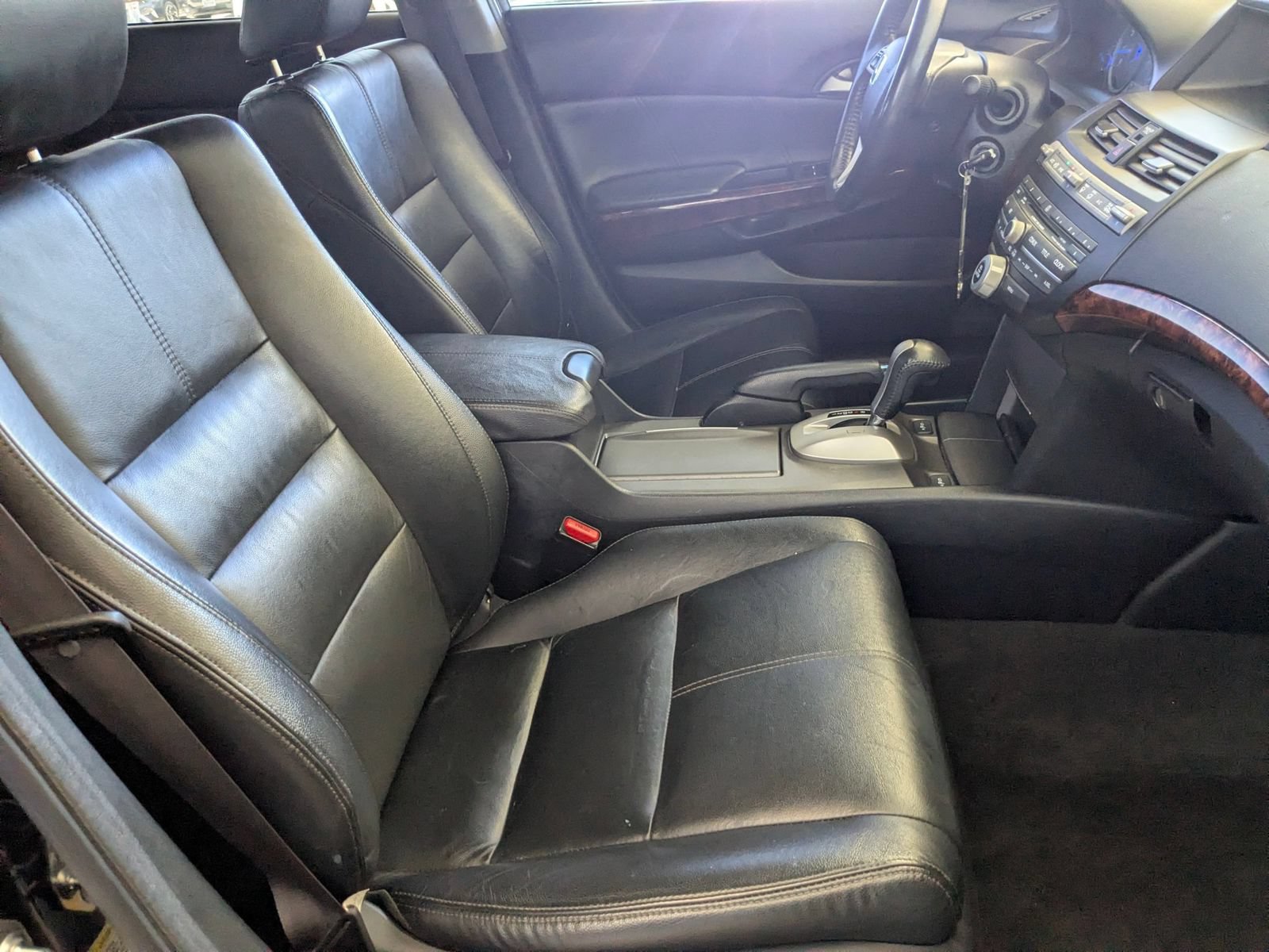 Used 2011 Honda Crosstour EX-L image 25