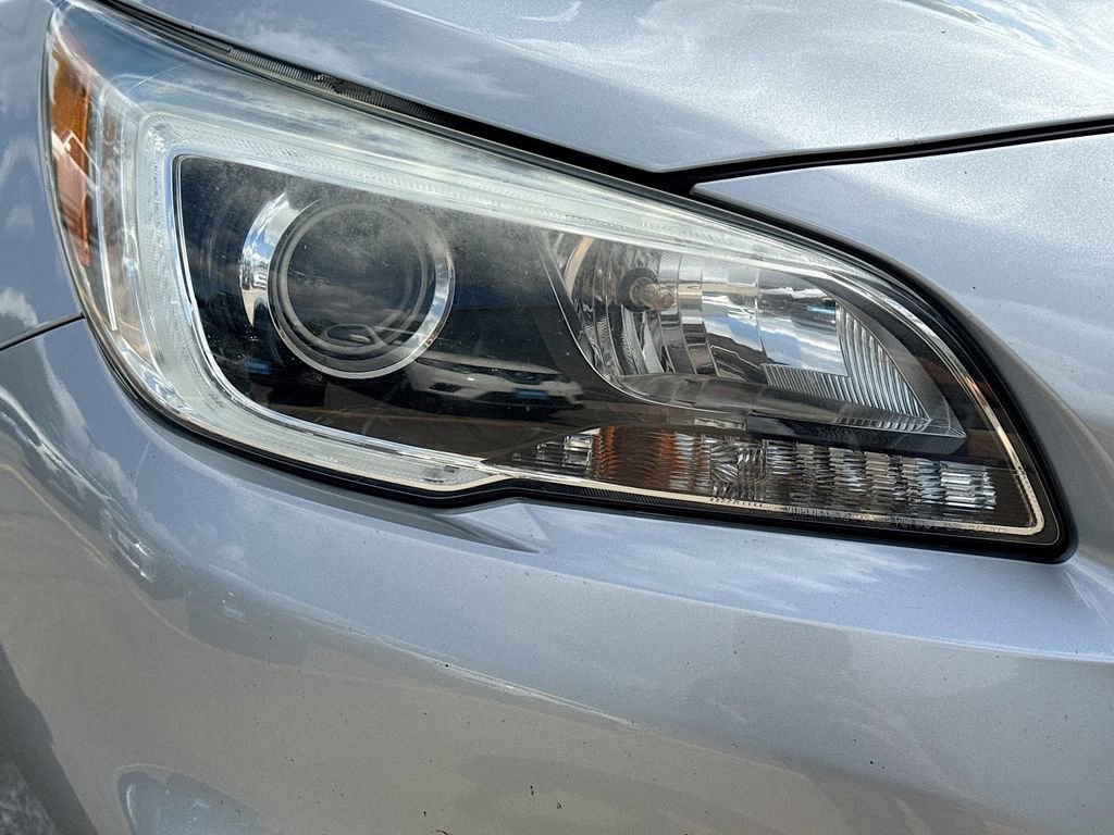 Used 2017 Subaru Outback 3.6R Limited image 40