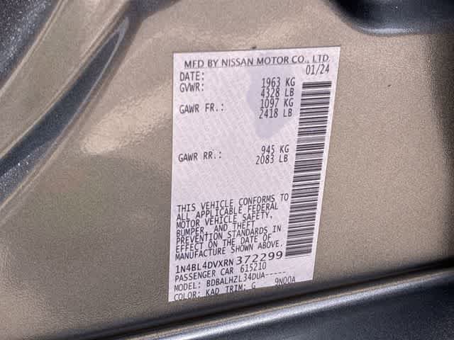Used 2024 Nissan Altima 2.5 SV FWD image 37
