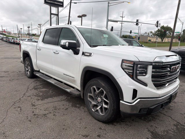 Used 2025 GMC Sierra 1500 SLT w/ SLT Premium Package AWD/4WD image 12
