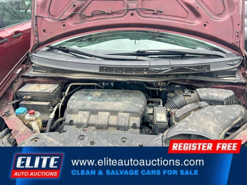 Used 2016 Honda Odyssey LX image 13