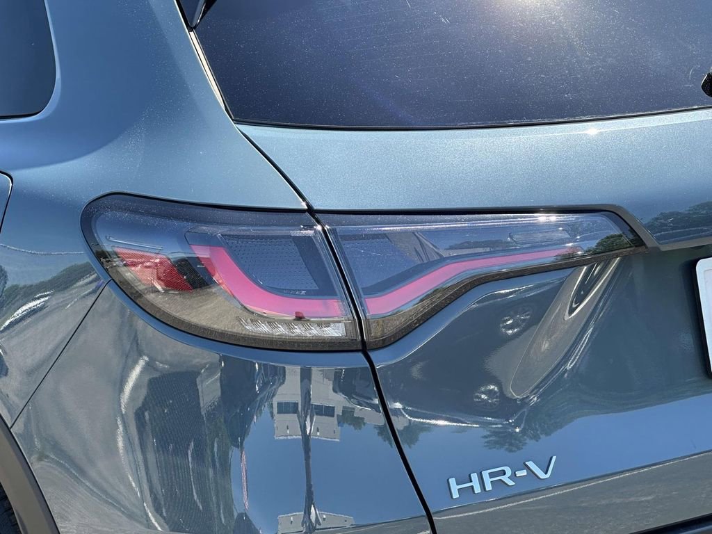 Certified 2024 Honda HR-V Sport image 8