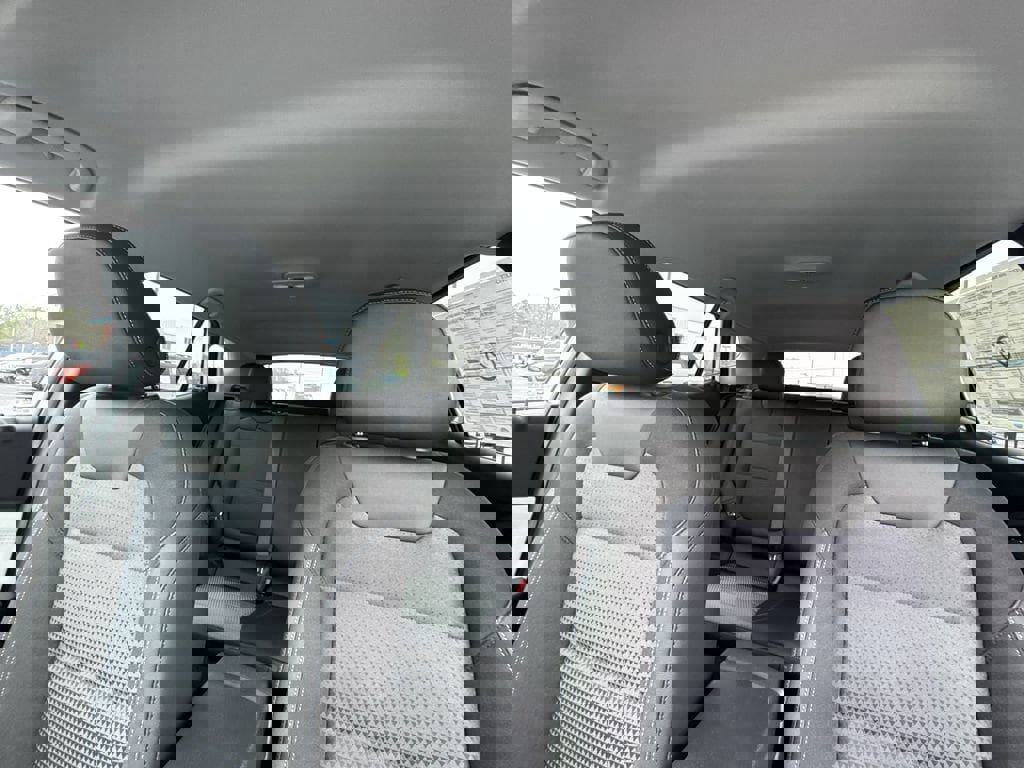 New 2026 Chevrolet Trax LT w/ Driver Confidence Package image 32