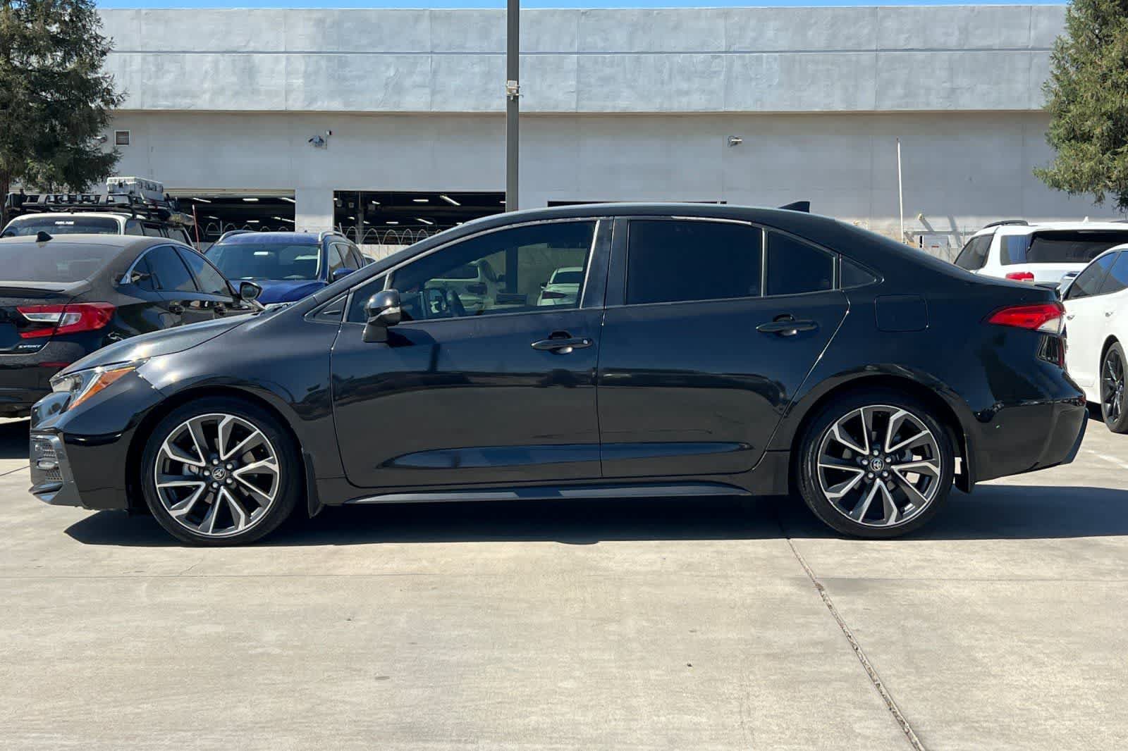 Used 2021 Toyota Corolla SE FWD image 6