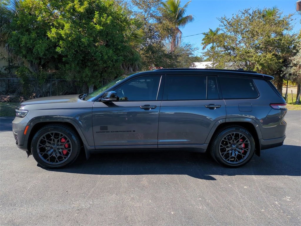 Used 2024 Jeep Grand Cherokee L Summit image 7