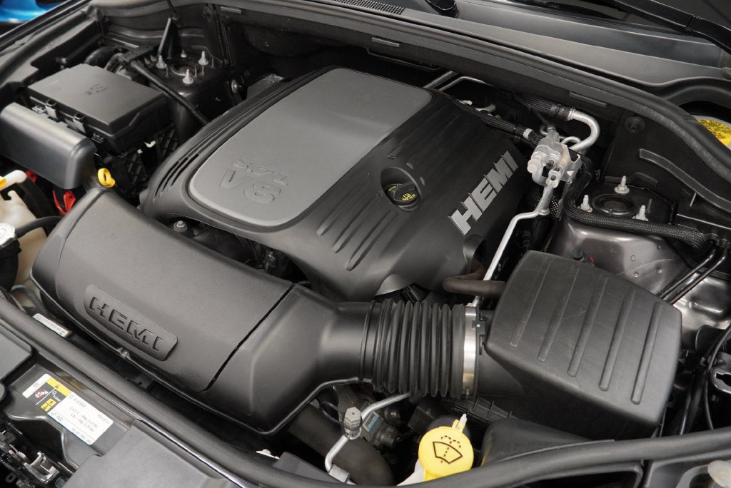 Used 2020 Dodge Durango R/T w/ Blacktop Package AWD/4WD image 45