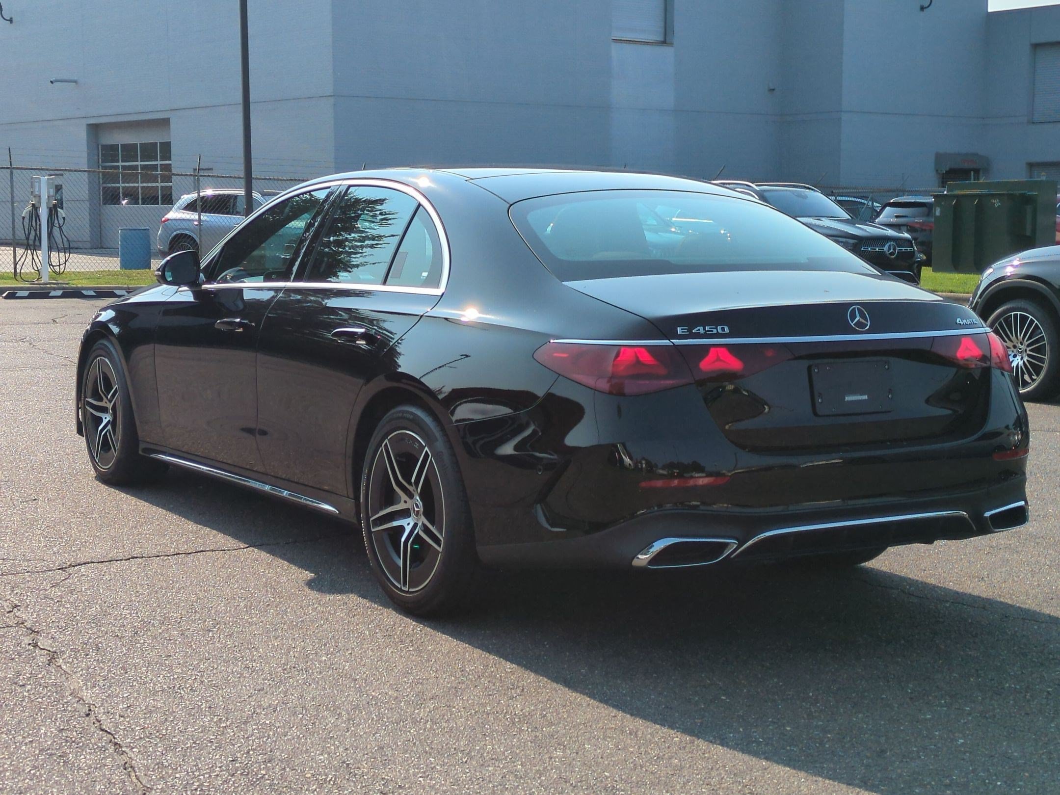 Certified 2025 Mercedes-Benz E 450 4MATIC Sedan image 4