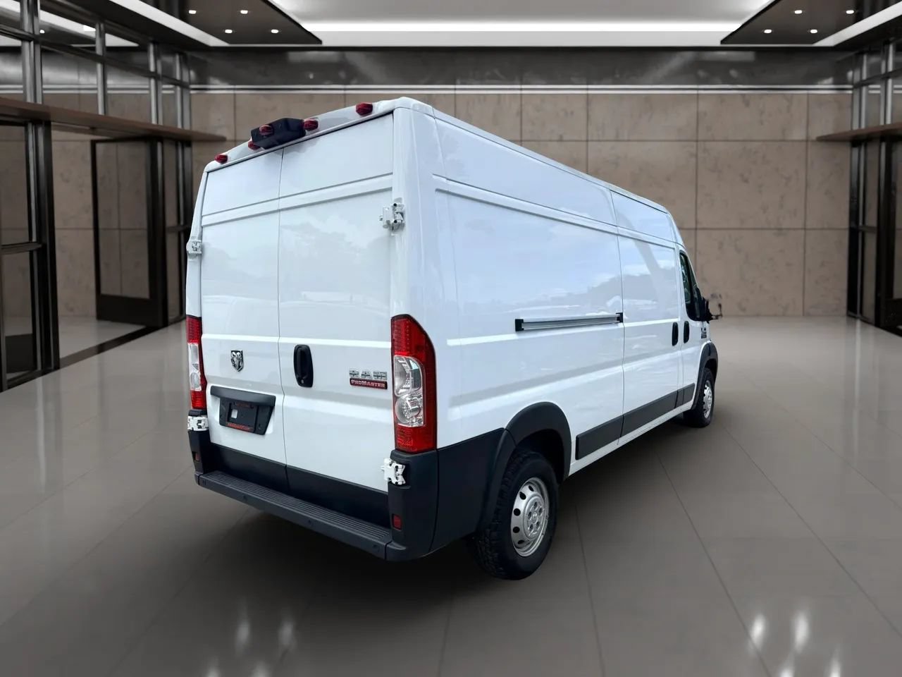 Used 2021 RAM ProMaster 2500 FWD image 3