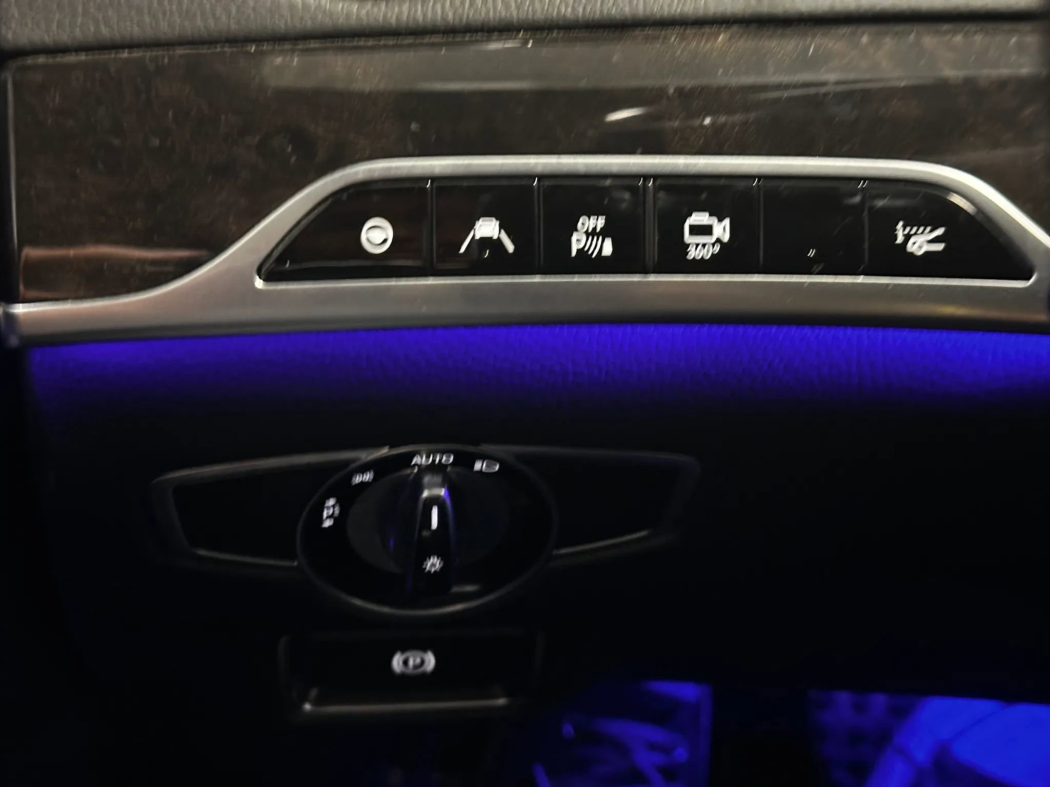 Used 2016 Mercedes-Benz S 550 Sedan image 32