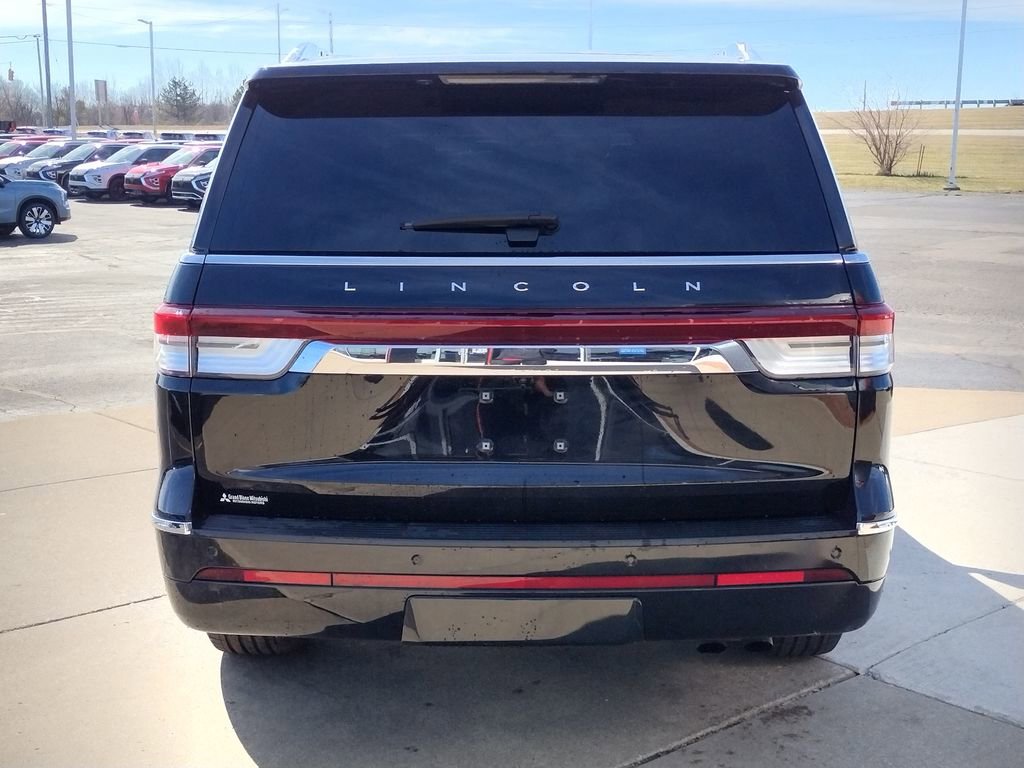 Used 2022 Lincoln Navigator Reserve image 19