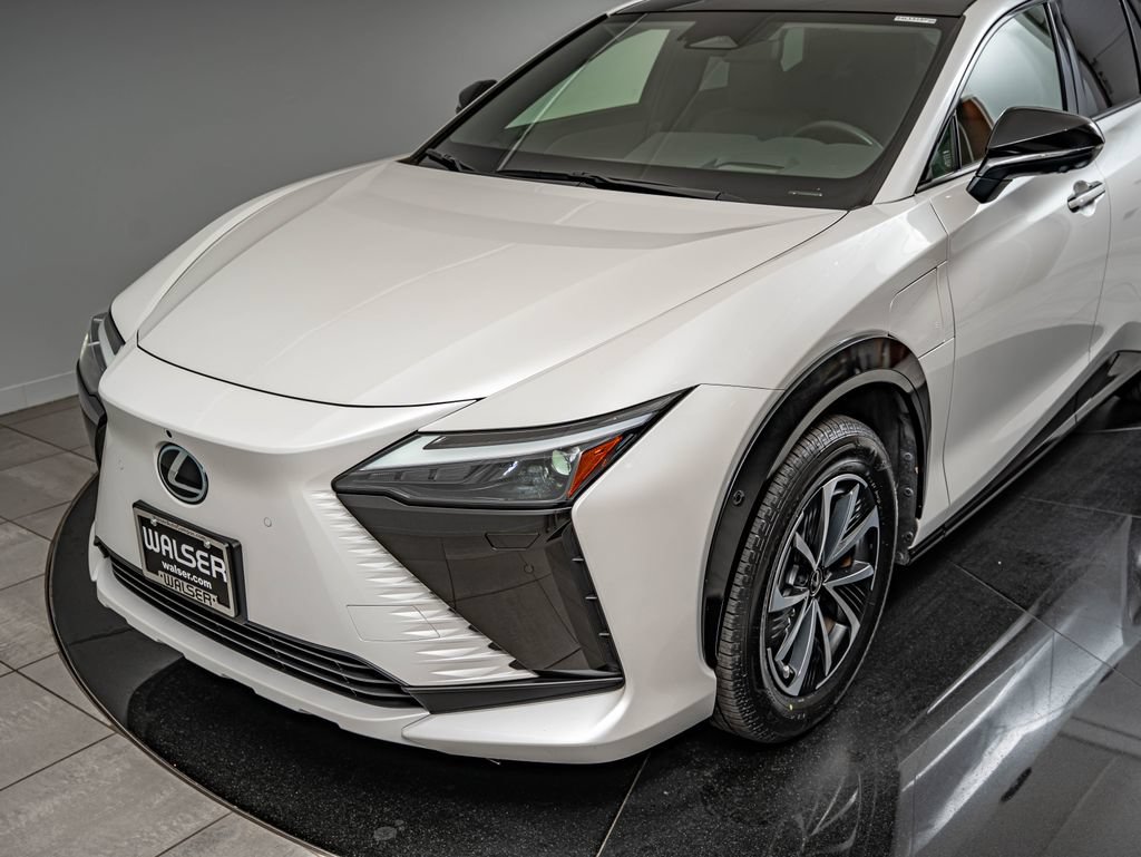 Certified 2024 Lexus RZ 300e Premium w/ Technology Package FWD image 14