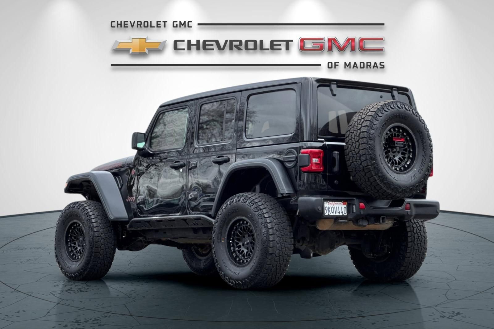 Used 2019 Jeep Wrangler Unlimited Rubicon w/ Steel Bumper Group image 5