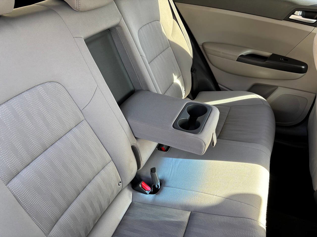 Used 2017 Kia Sportage LX image 21