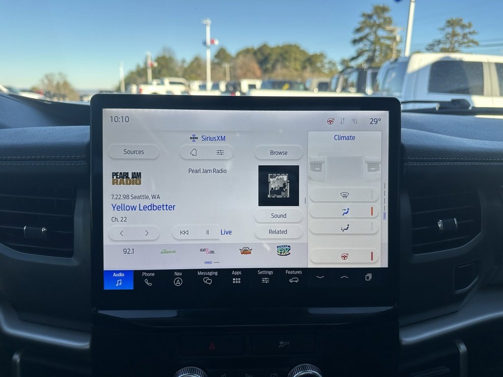 Used 2023 Ford Expedition XLT image 11