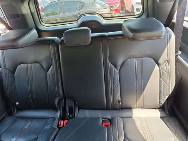 Used 2024 Ford Expedition Max Platinum image 15