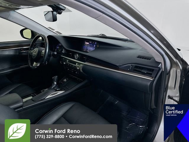 Used 2016 Lexus ES 300h image 31
