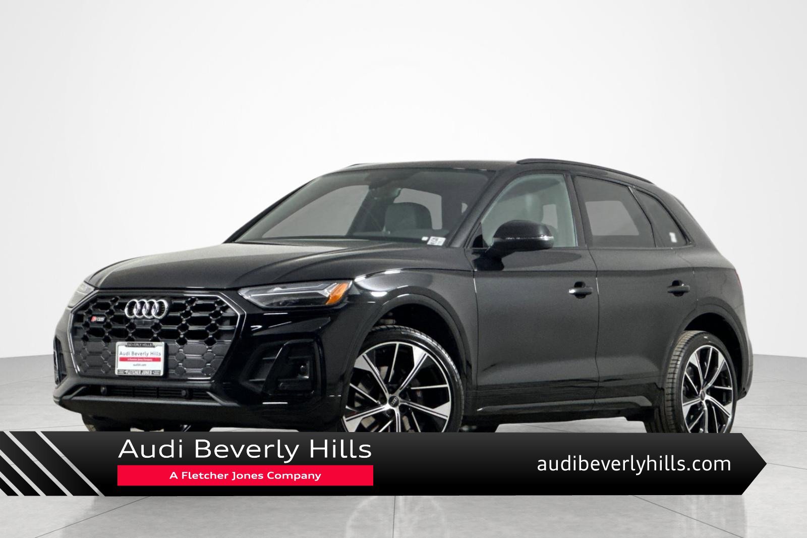 Used 2024 Audi SQ5 Premium Plus w/ Premium Plus Package image 1